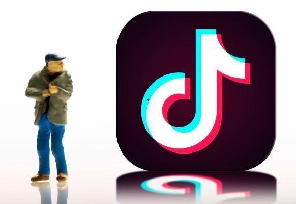 抖音爆料小故事视频,小故事视频背后的感人瞬间